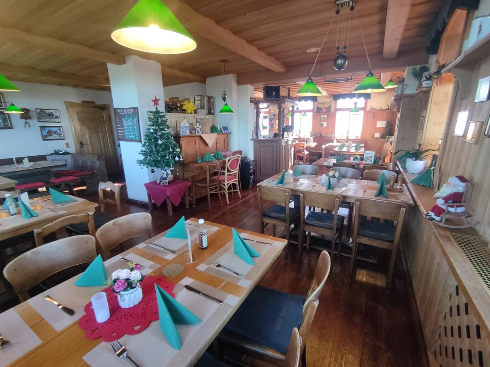 Berggasthaus & Pension Schoene Aussicht クリンゲンタール エクステリア 写真